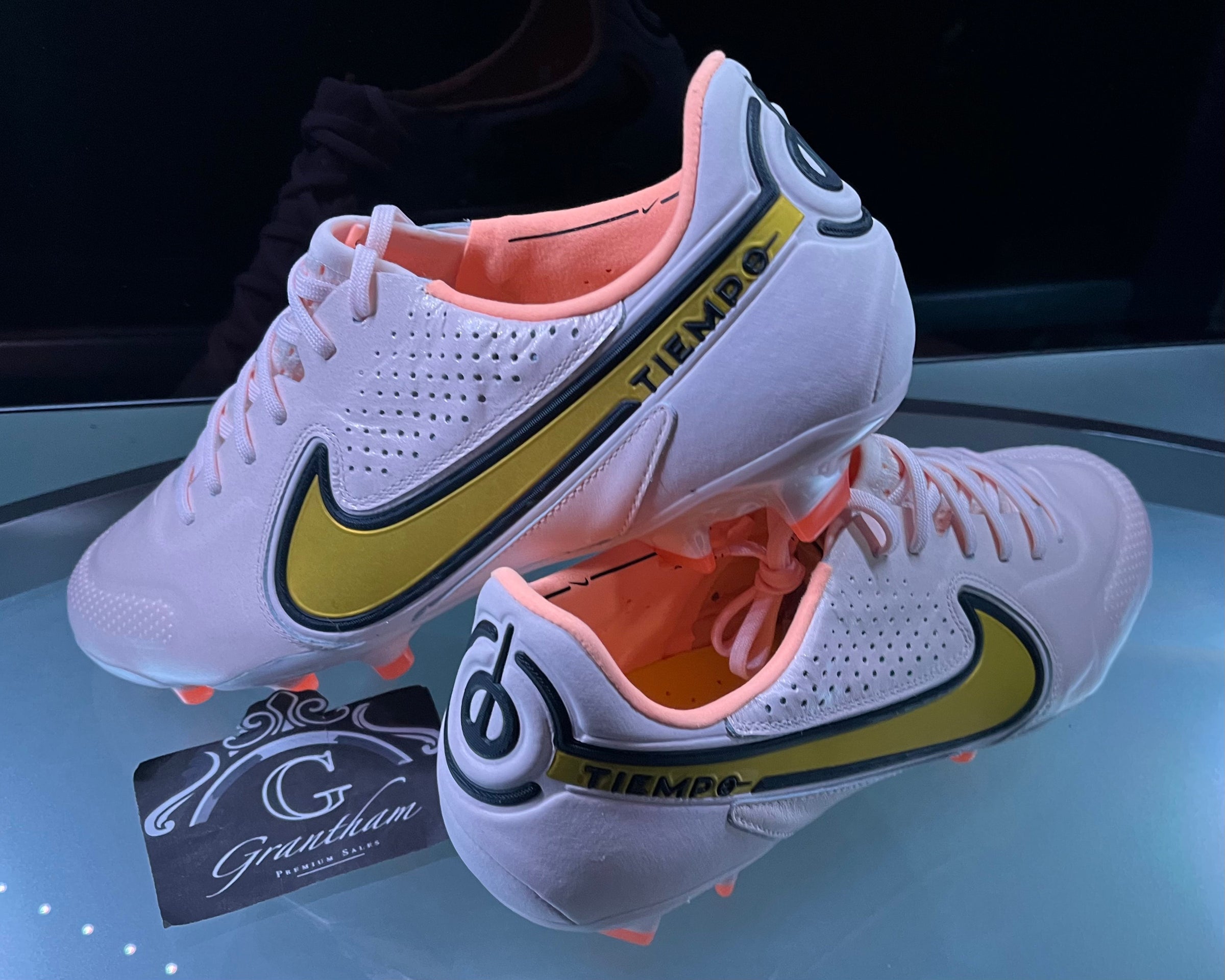 excelleren Vertrek brug ELITE Nike Tiempo Legend 9 FG - UK 10 / EU 45 - LUCENT PACK | GPS  Football.com